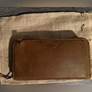 Love 41 - Large Leather Accordion Wallet